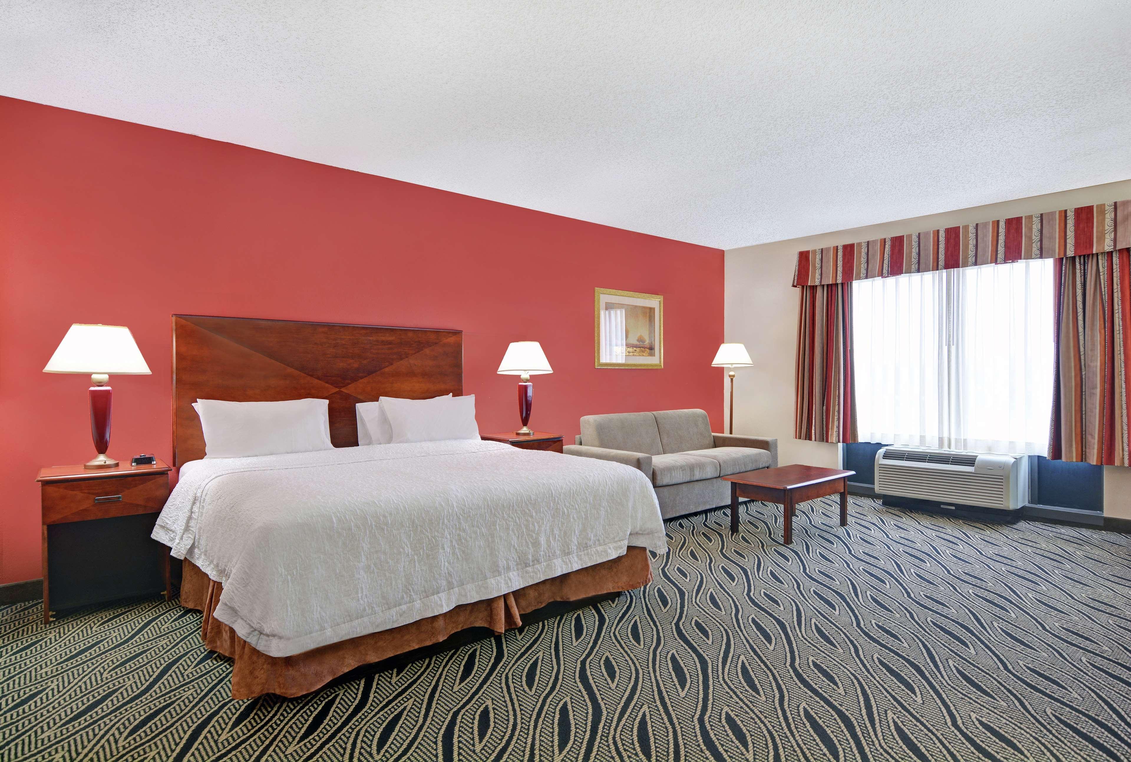 Hampton Inn Fayetteville Bagian luar foto