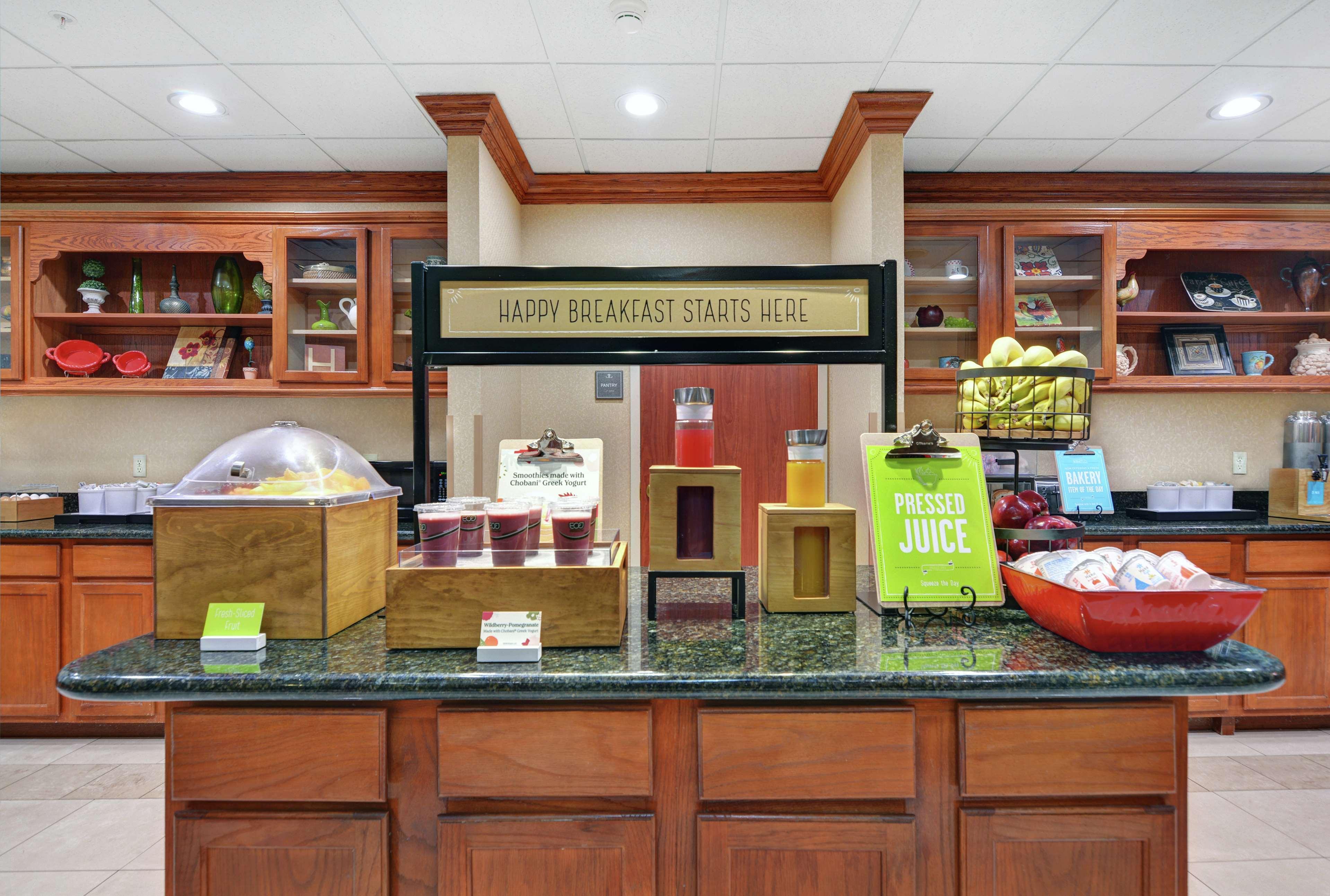 Hampton Inn Fayetteville Bagian luar foto