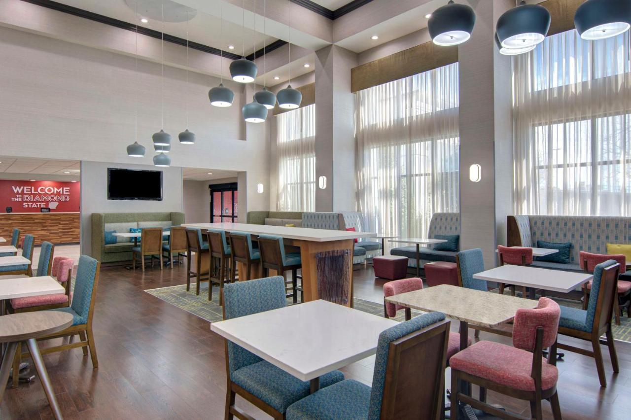Hampton Inn Fayetteville Bagian luar foto