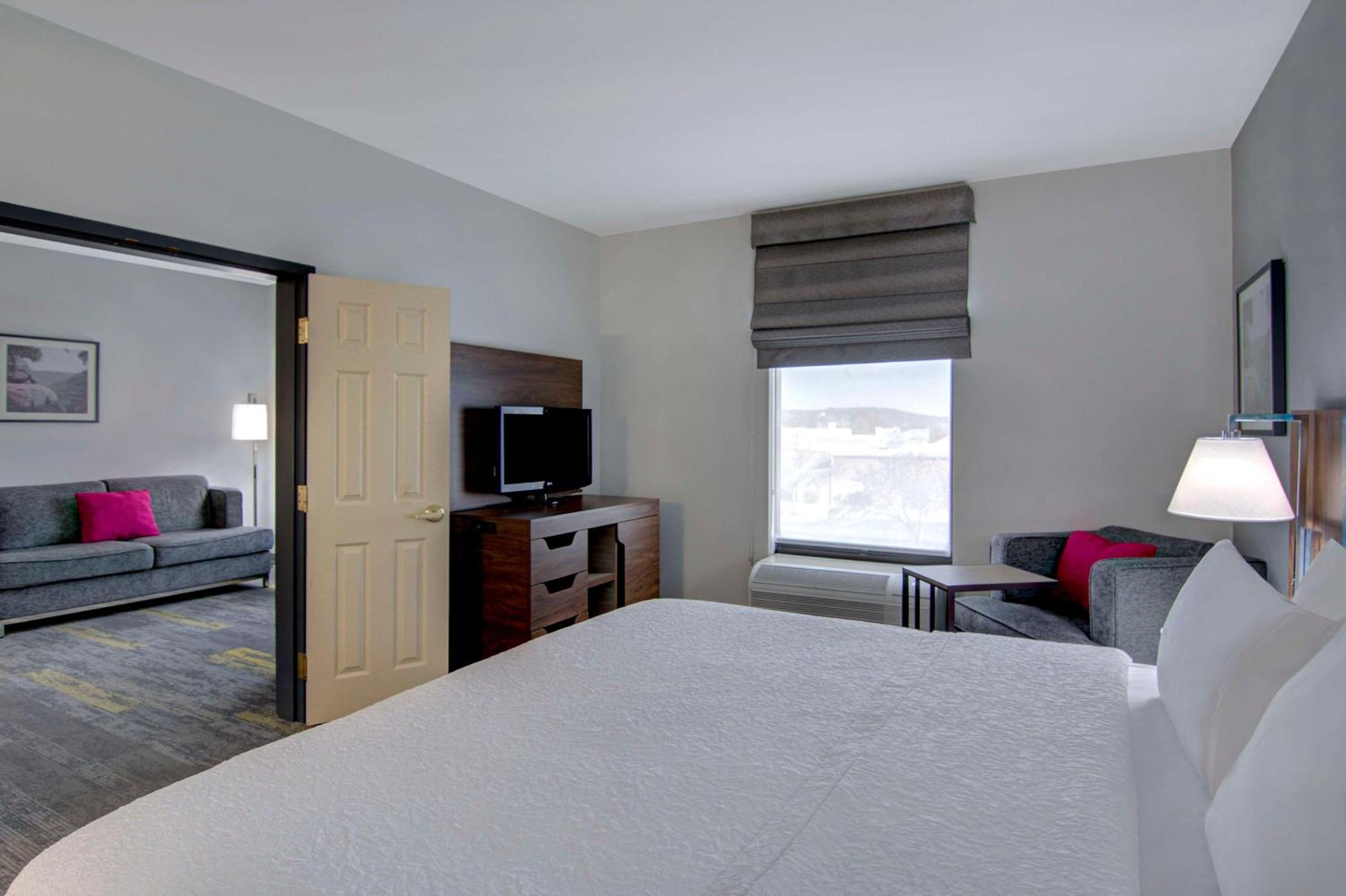 Hampton Inn Fayetteville Bagian luar foto