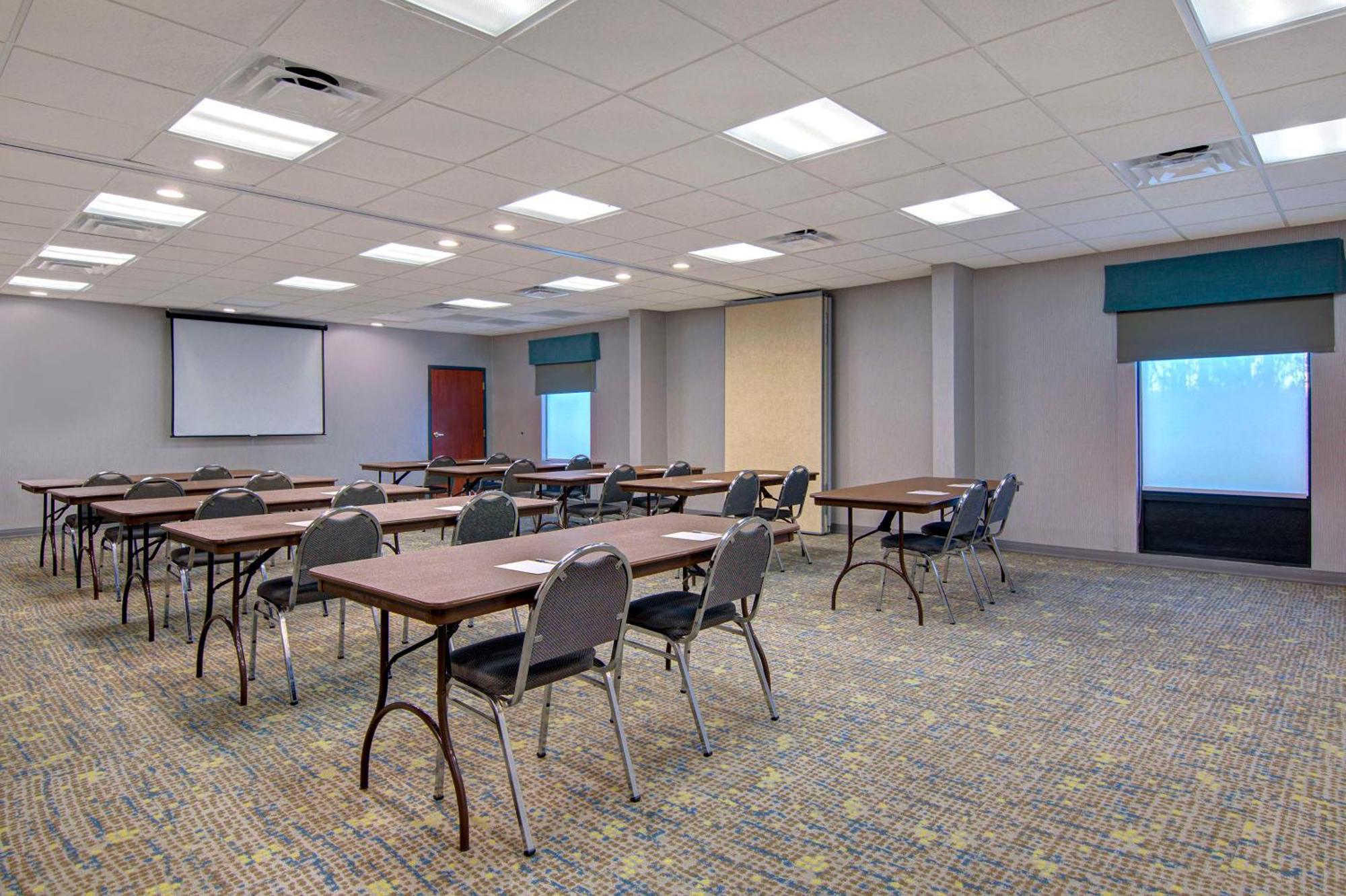 Hampton Inn Fayetteville Bagian luar foto