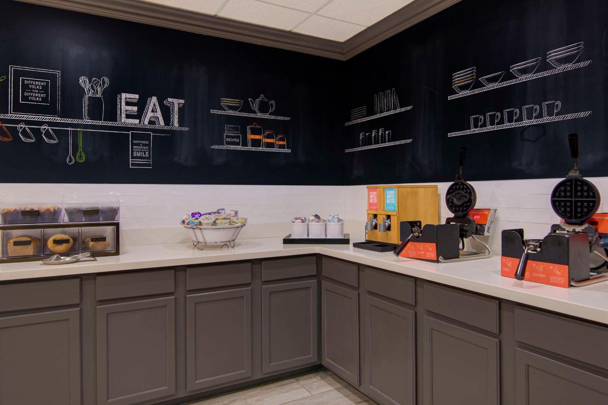 Hampton Inn Fayetteville Bagian luar foto
